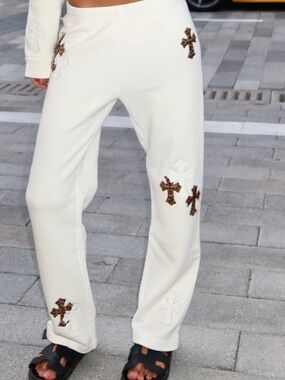 Chrome Hearts White Straight-Leg Sweatpants with Leopard Cross Patches
